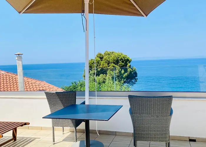 Blue Lagoon At Apartamento Stoúpa