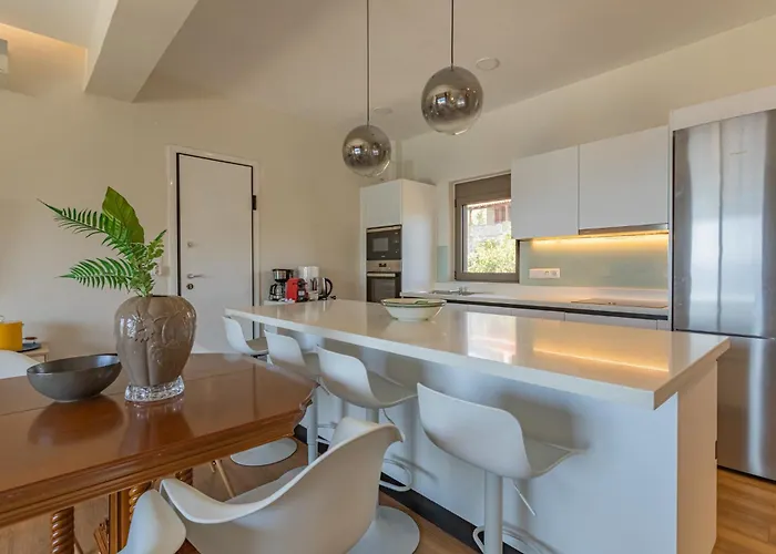 Blue Lagoon At * Stoúpa