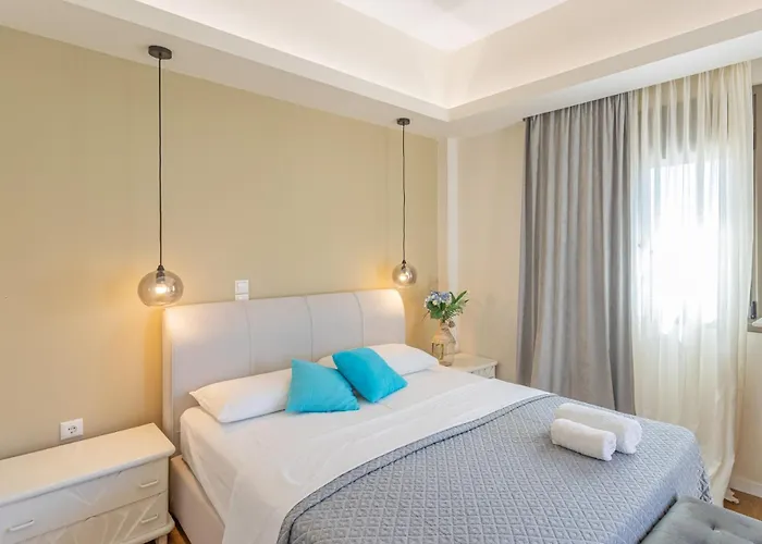 Blue Lagoon At Apartamento Stoúpa