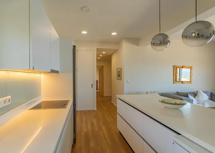 Blue Lagoon At Stoúpa