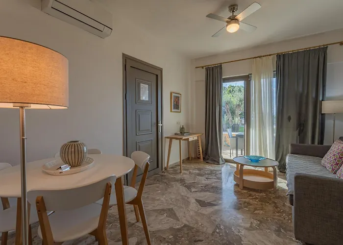 Blue Lagoon At Apartamento Stoúpa