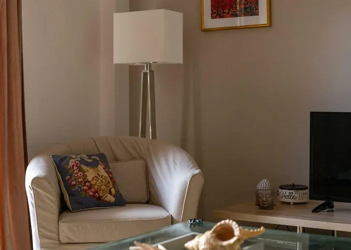 Blue Lagoon At Stoúpa